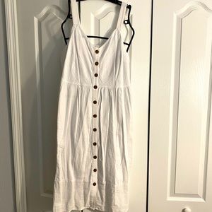 Universal Threads White Sundress!